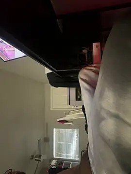 Snapshot of yinyang202 chatting on 03/27/26, 08:30 yinyang202 online show from 03/27/26, 08:30