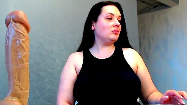 Snapshot of WorshipLilit chatting on 01/23/25, 06:39 WorshipLilit online show from 01/23/25, 06:39