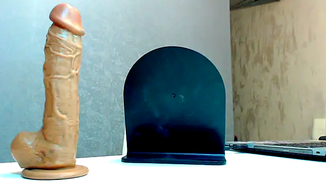 Snapshot of WorshipLilit chatting on 02/09/25, 05:43 WorshipLilit online show from 02/09/25, 05:43