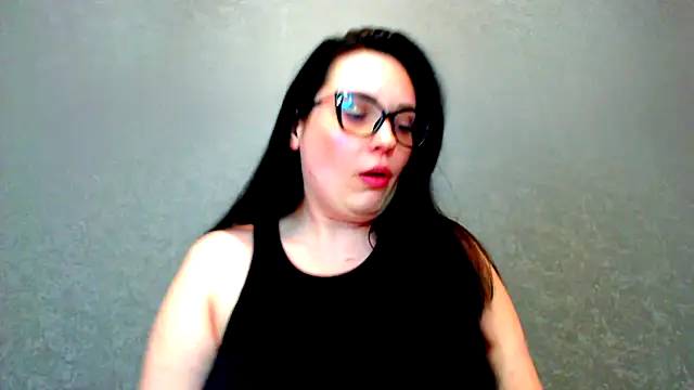 Snapshot of WorshipLilit chatting on 03/16/25, 02:32 WorshipLilit online show from 03/16/25, 02:32