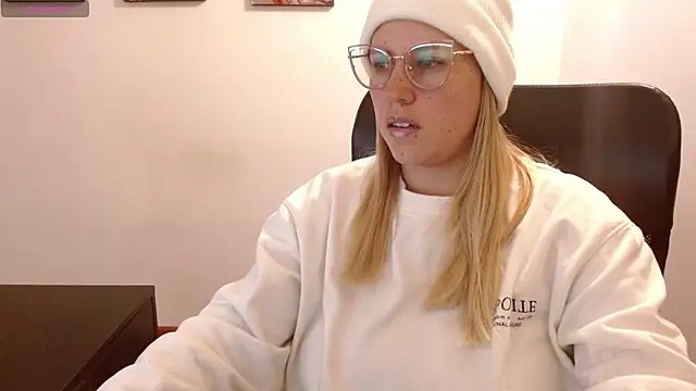 thamarajane online show from 02/13/25, 01:48