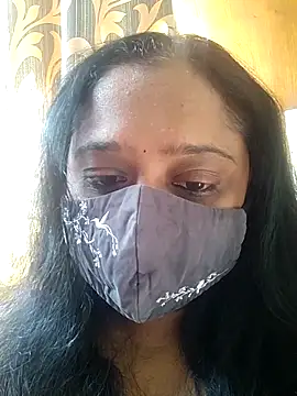 sexynayan23 online show from 12/19/25, 05:03