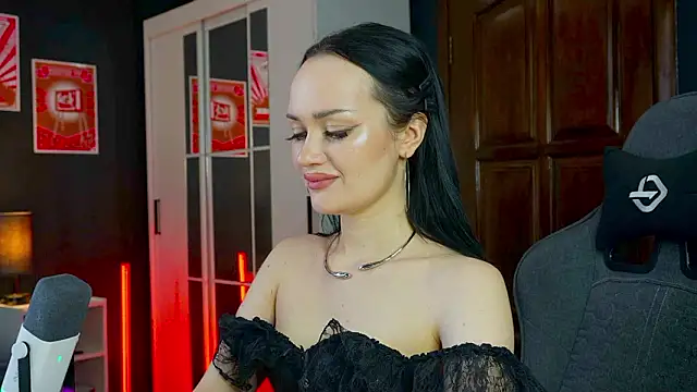 QueenAliss online show from 02/03/26, 07:13