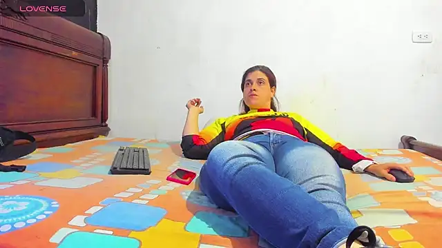 electraaxx online show from 02/17/25, 03:20