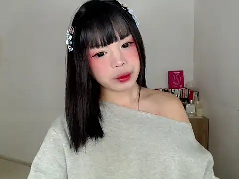 SweetCheska19 online show from 05/28/26, 01:52