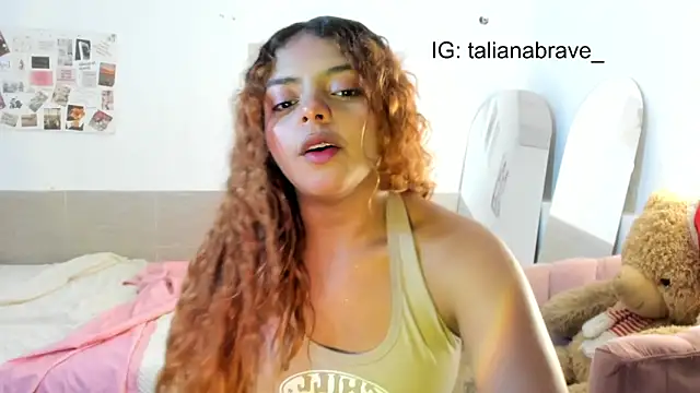 Snapshot of ValienteGirl_ chatting on 10/02/25, 03:24 ValienteGirl online show from 10/02/25, 03:24