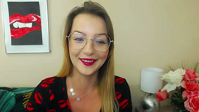 NatalieSexy online show from 12/18/24, 07:15