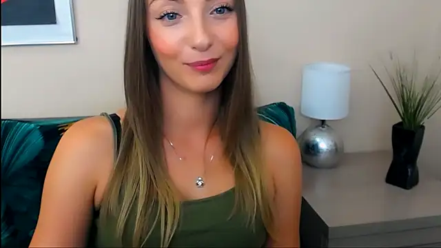 Snapshot of NatalieSexy chatting on 07/07/26, 07:45 NatalieSexy online show from 07/07/26, 07:45