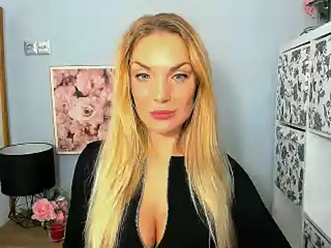 AulloraHoney online show from 12/06/24, 10:05