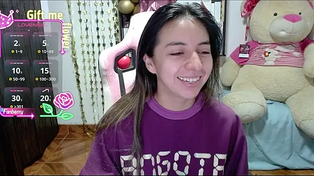 Maggie Fox3 online show from 09/16/25, 03:29