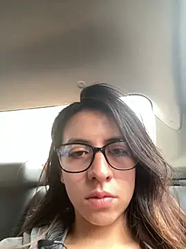 Maggie Fox3 online show from 04/07/26, 08:53