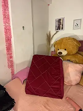 karinacortes online show from 06/10/26, 04:06