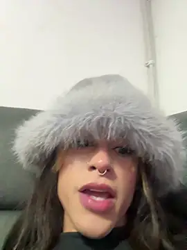 stormytt  online show from 12/28/24, 12:36