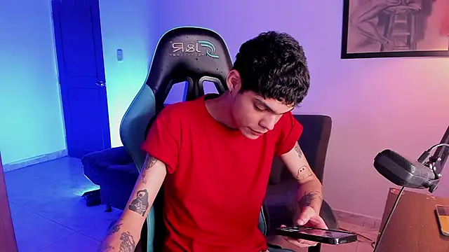 Varya Ferreira online show from 02/08/26, 05:11