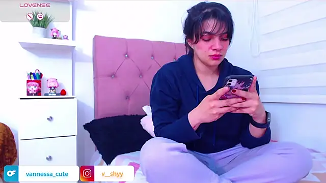 Vannessa  Shy online show from 09/10/25, 10:54