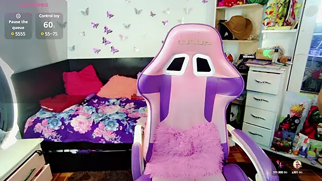 Naasha  online show from 12/14/24, 11:07