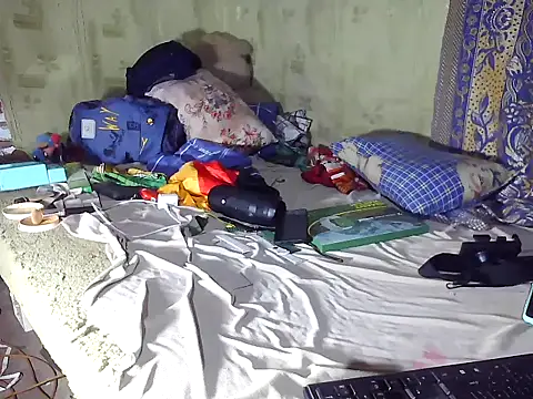 Alora-shine online show from 02/15/26, 06:59