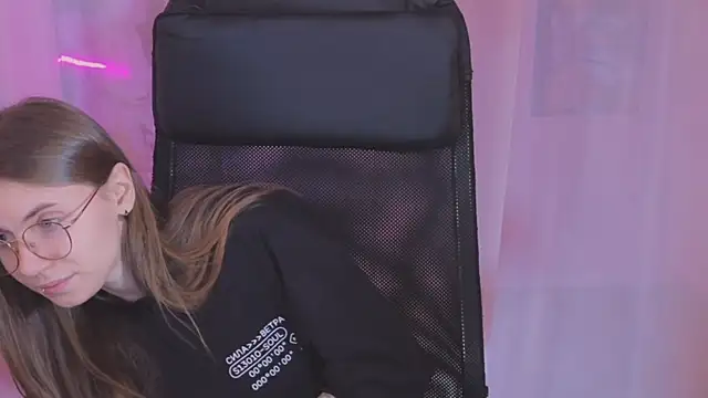  AnnaStark  online show from 03/08/25, 08:25