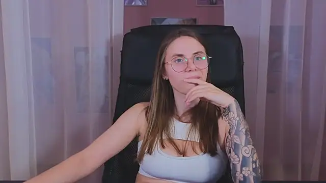  AnnaStark  online show from 03/14/25, 09:14