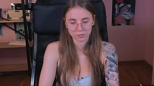  AnnaStark  online show from 10/24/25, 08:05