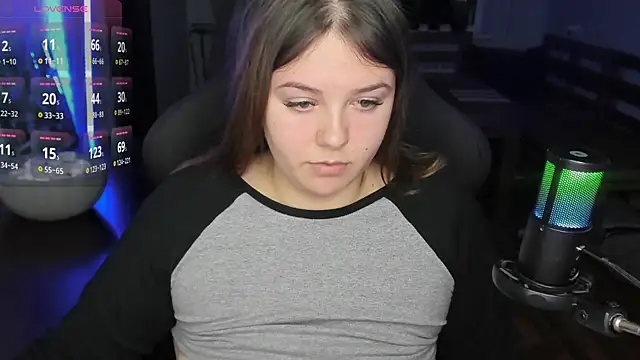 XNirvanaX online show from 09/29/25, 03:44