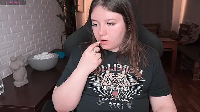 XNirvanaX online show from 04/13/26, 03:34