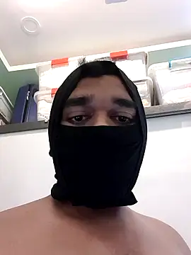 Wildguycums online show from 10/04/25, 05:44