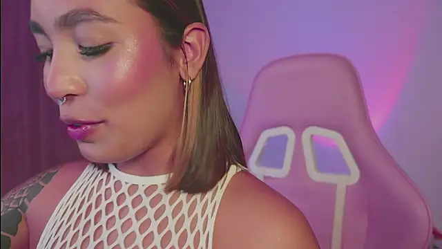 Snapshot of Cheerry1 chatting on 09/12/25, 11:04 Cheerry1 online show from 09/12/25, 11:04