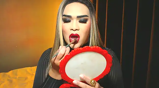 VictoriaEliz online show from 12/14/24, 10:50