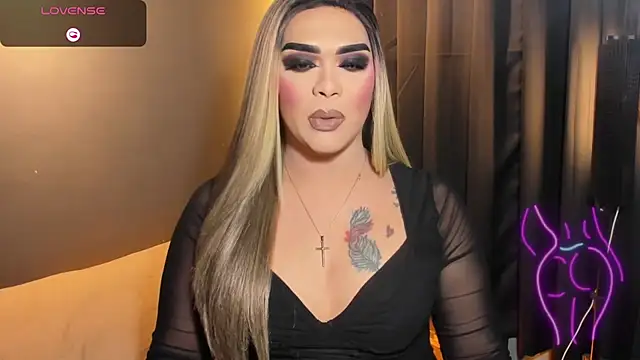 VictoriaEliz online show from 11/01/25, 01:46