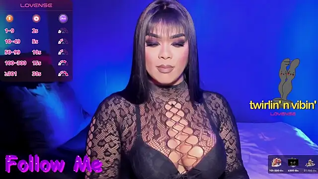 Snapshot of VictoriaEliz chatting on 11/29/25, 10:57 VictoriaEliz online show from 11/29/25, 10:57