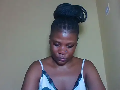 Snapshot of Sweetbaby004 chatting on 07/16/26, 01:55 Sweetbaby004 online show from 07/16/26, 01:55