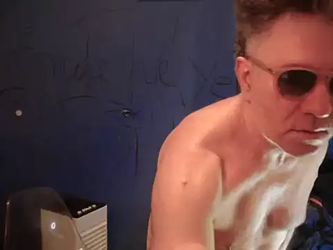 Fabrissi online show from 04/21/26, 02:15