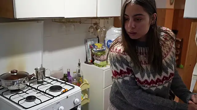 VanessaDoyle online show from 11/18/25, 08:30