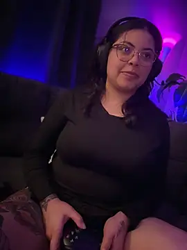 drizzypeach602 online show from 11/24/25, 06:13