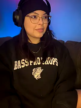 drizzypeach602 online show from 12/04/25, 07:17