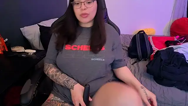 drizzypeach602 online show from 02/27/26, 04:23