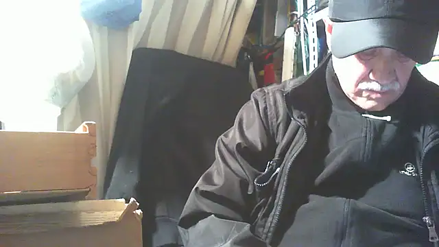 nonnomaturobisex online show from 10/21/25, 03:13