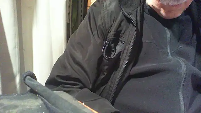 nonnomaturobisex online show from 11/18/25, 07:57