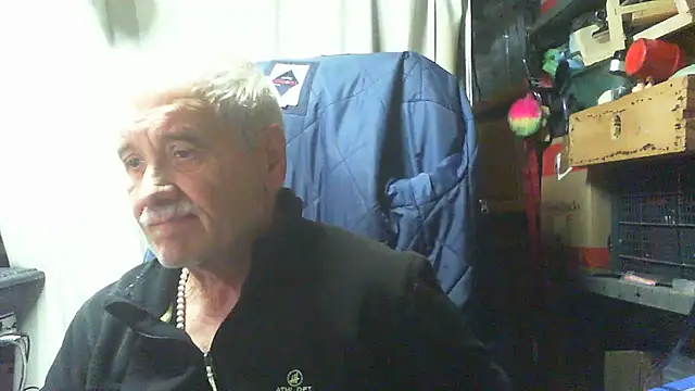 Snapshot of nonnomaturobisex chatting on 05/02/26, 02:11 nonnomaturobisex online show from 05/02/26, 02:11
