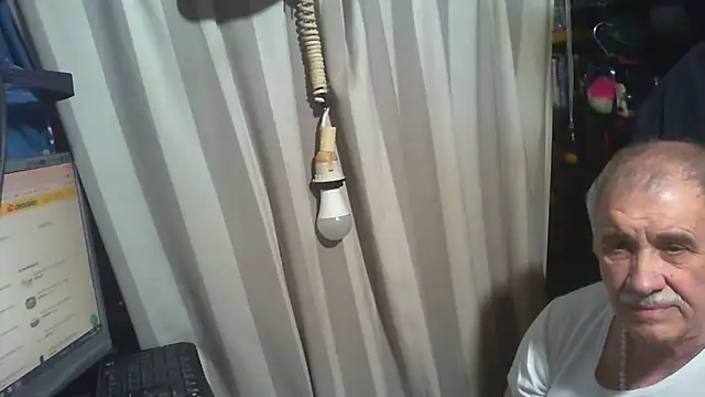 Snapshot of nonnomaturobisex chatting on 05/05/26, 02:47 nonnomaturobisex online show from 05/05/26, 02:47