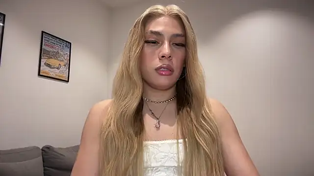 saray doll online show from 06/06/26, 01:43
