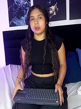 SARA MILLER69 online show from 03/25/26, 02:34