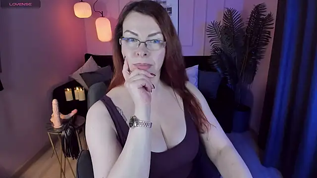 MrsIngrid online show from 02/28/25, 05:48