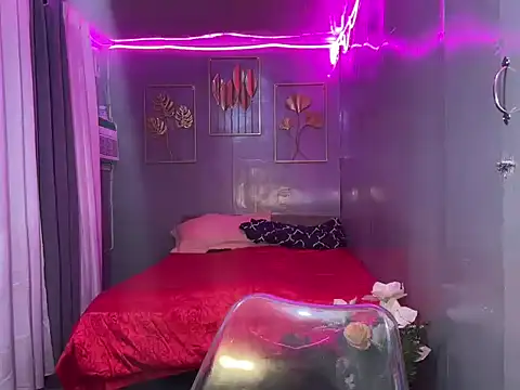 Snapshot of Delicate_Savannah chatting on 09/09/25, 03:17 Delicate Savannah online show from 09/09/25, 03:17