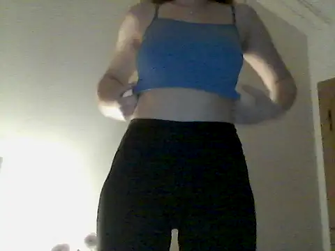 ocean eyess  online show from 04/18/26, 07:58