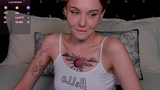 LianaFord online show from 02/26/25, 06:43