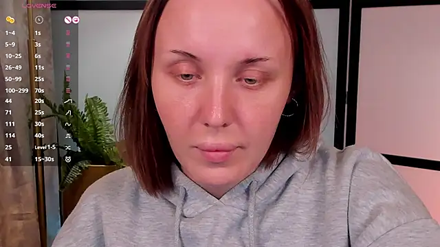 Snapshot of LianaFord chatting on 04/21/26, 07:58 LianaFord online show from 04/21/26, 07:58