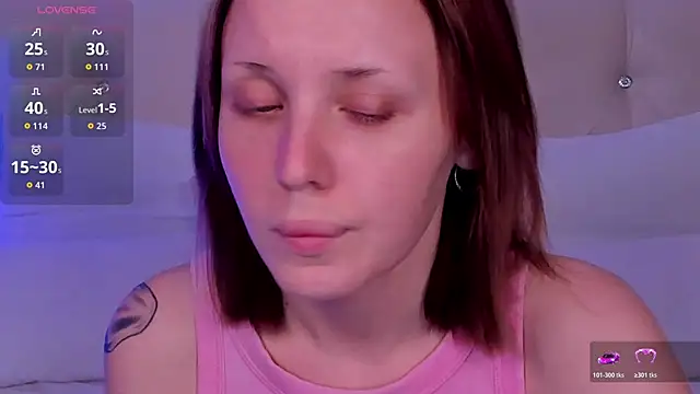 Snapshot of LianaFord chatting on 05/09/26, 05:45 LianaFord online show from 05/09/26, 05:45