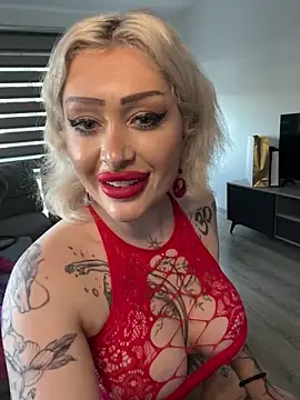 Snapshot of JennaLinn chatting on 09/21/25, 03:13 JennaLinn online show from 09/21/25, 03:13